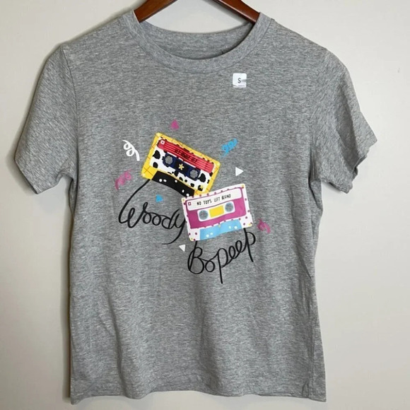 DISNEY Toy Story Uniqlo + Pixar Vacation NWT Graphic T-Shirt Grey Size S - Picture 11 of 11